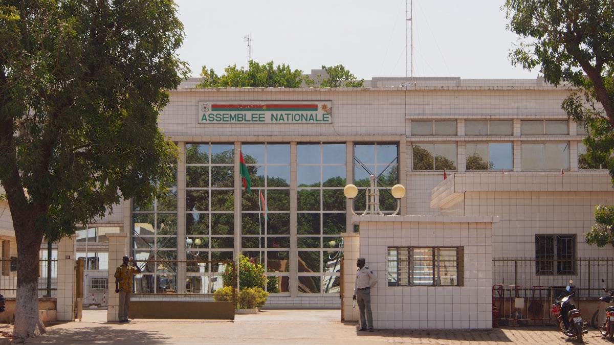 Burkina Faso : la nouvelle loi qui pénalise l&rsquo;homosexualité