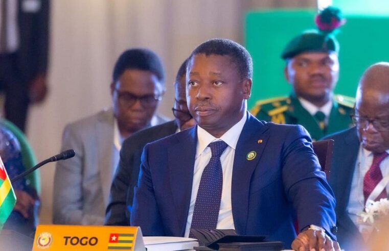 Diplomatie du Togo : faure gnassingbé navigue entre la Russie, la CEDEAO et l’AES