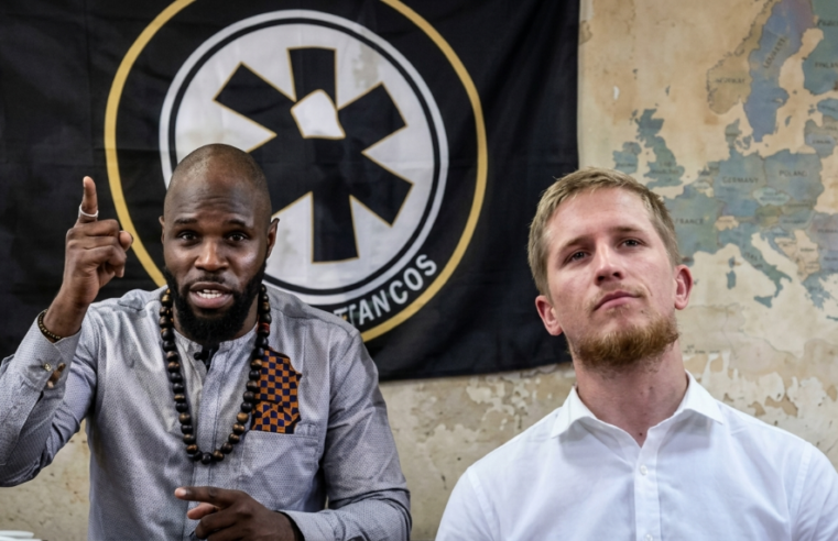 Kemi Seba : les zones d&rsquo;ombre d&rsquo;un combat panafricain controversé