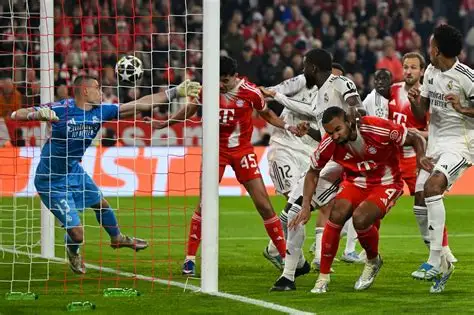 Échos des quarts de finale de la Ligue des champions : le Bayern Munich triomphe dans un duel spectaculaire, Arsenal concède le nul