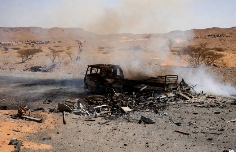 La menace des engins explosifs improvisés persiste dans le nord du Mali : un camion civil ciblé à Aguelhok