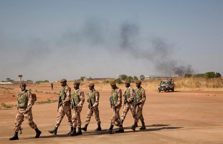 Crise au Mali : une alliance rebelle et djihadiste ébranle le pouvoir de Bamako