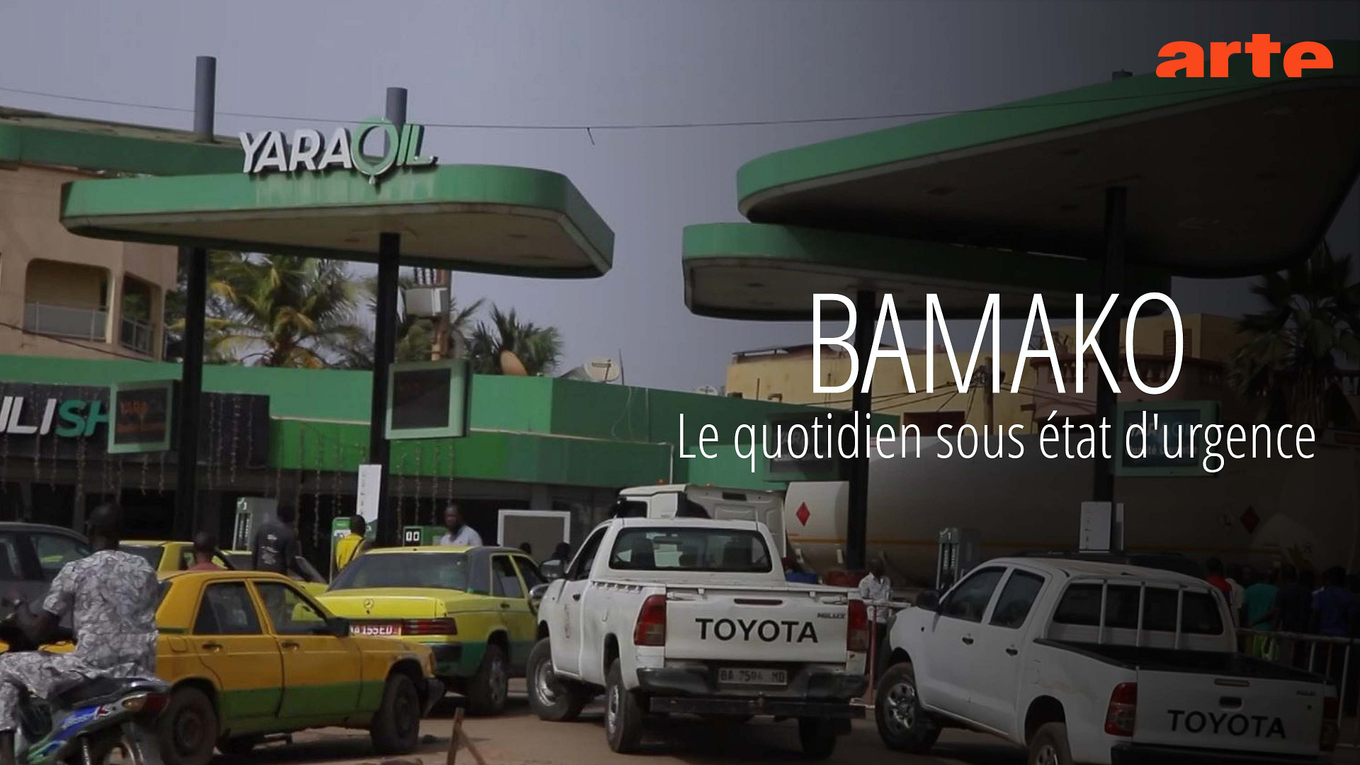 La vie à Bamako sous tension : quotidien et défis face à l’état d’urgence