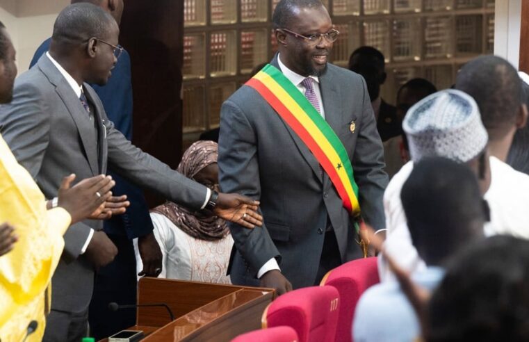 Ousmane sonko président de l’assemblée nationale : l’opposition dénonce une parodie démocratique