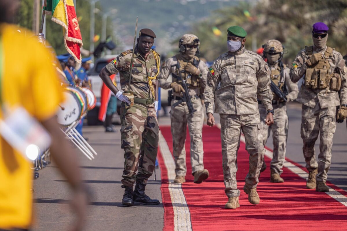 Mali : l&rsquo;armée au cœur des choix politiques du pays