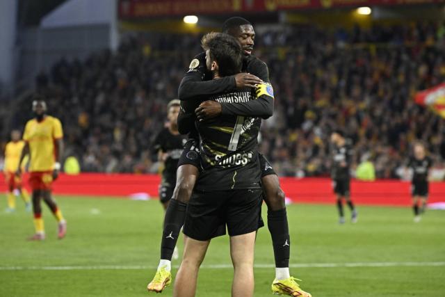 Psg sacré champion de France pour la 14e fois grâce à safonov