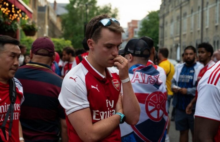 Défaite d&rsquo;Arsenal en finale de la Ligue des champions : la dignité des supporters face au PSG