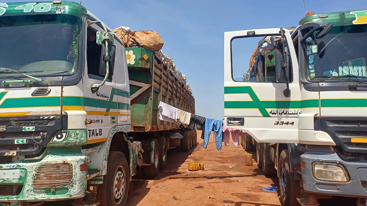 Trafic bloqué entre Dakar et Bamako : que se passe-t-il à la frontière Sénégal-Mali ?