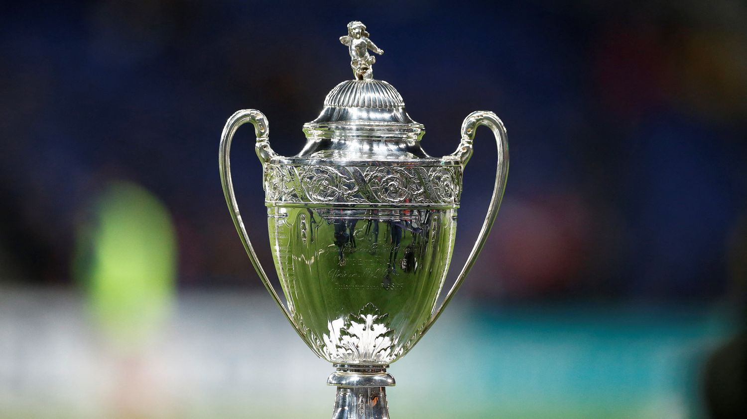 Finale de Coupe de France : lens et nice se disputent un trophée historique