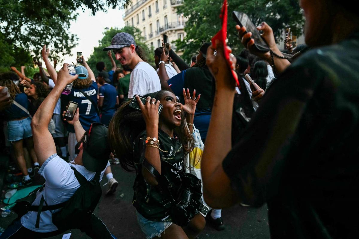 Paris en liesse et tensions après le deuxième titre de Ligue des champions du psg