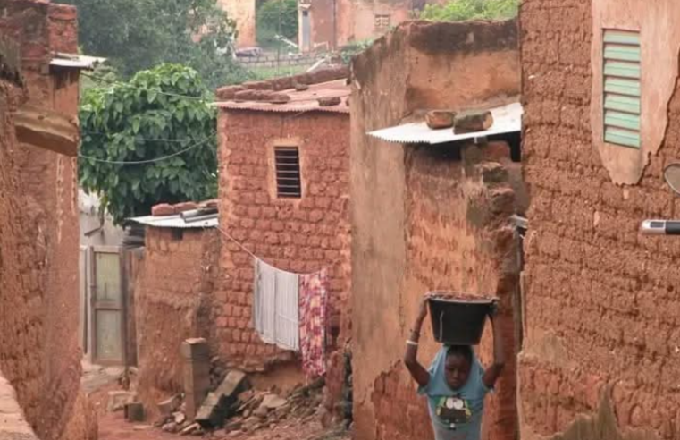 Exode massif au Sourou après un ultimatum terroriste : Sia, Konga et Kwarémenguel vidés en 48 heures