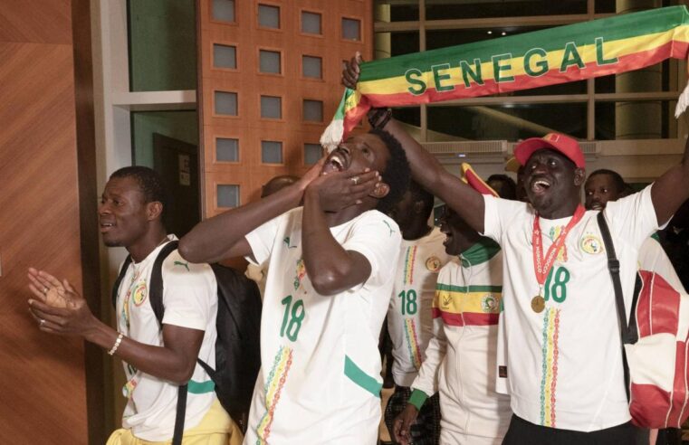 Retour triomphal des supporters sénégalais graciés par le roi du Maroc