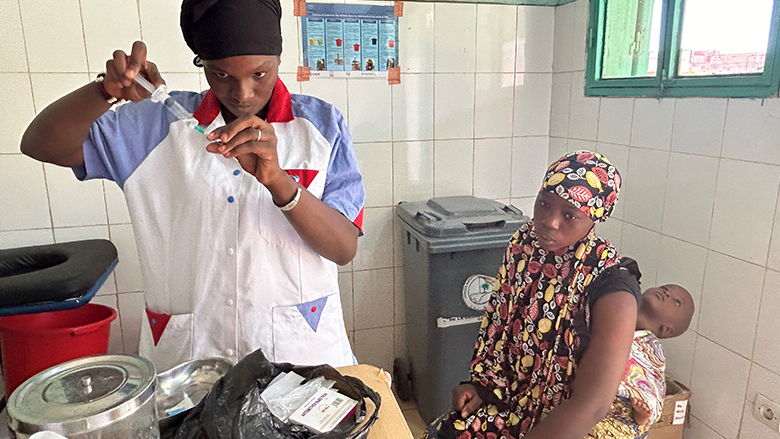 Progrès majeurs des systèmes de santé dans le Sahel : santé maternelle et infantile renforcée