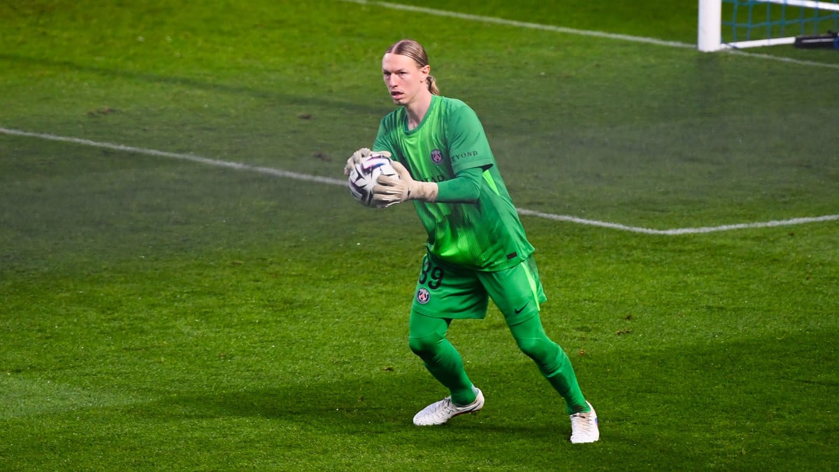 Psg : un transfert à 60 millions d&rsquo;euros pour remplacer Safonov