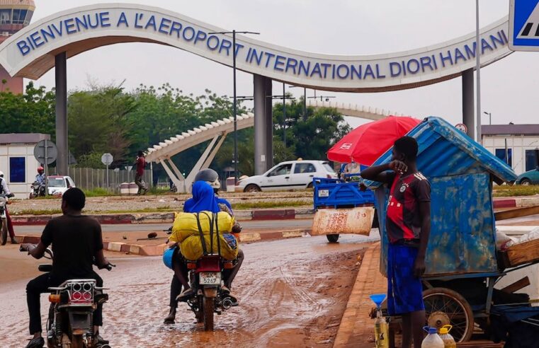 Niger : l&rsquo;attaque de l&rsquo;aéroport de Niamey signe l&rsquo;escalade djihadiste et l&rsquo;alliance militaire russe