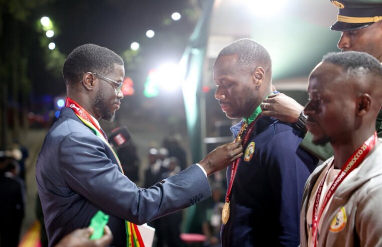 Bassirou Diomaye Faye et le football sénégalais : les primes de la discorde
