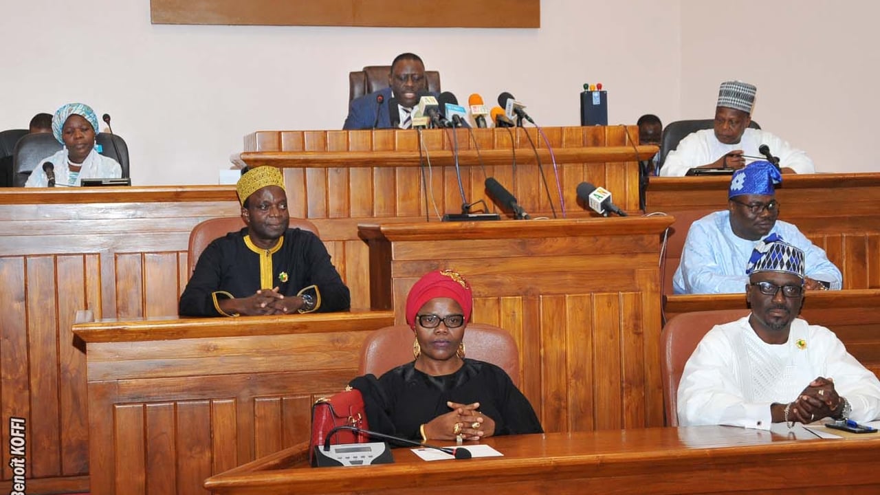 Révision de la constitution au Bénin : les nouvelles règles qui divisent