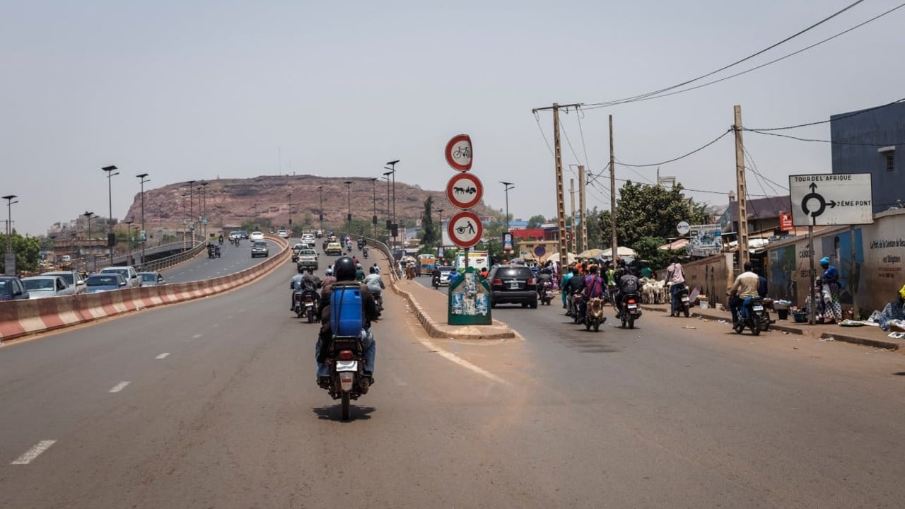 Transport routier au Mali : suspension des liaisons vers Bamako pour raisons de sécurité