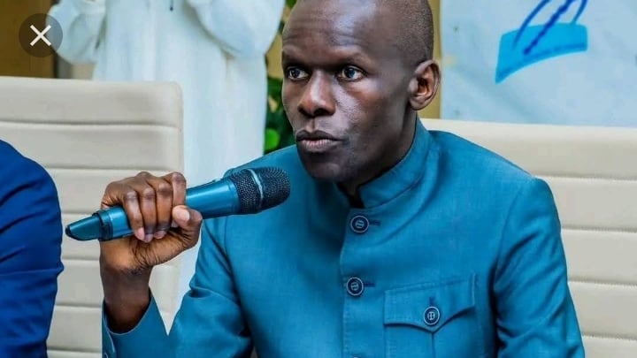 Waly diouf bodiang livre une charge politique contre serigne gueye diop