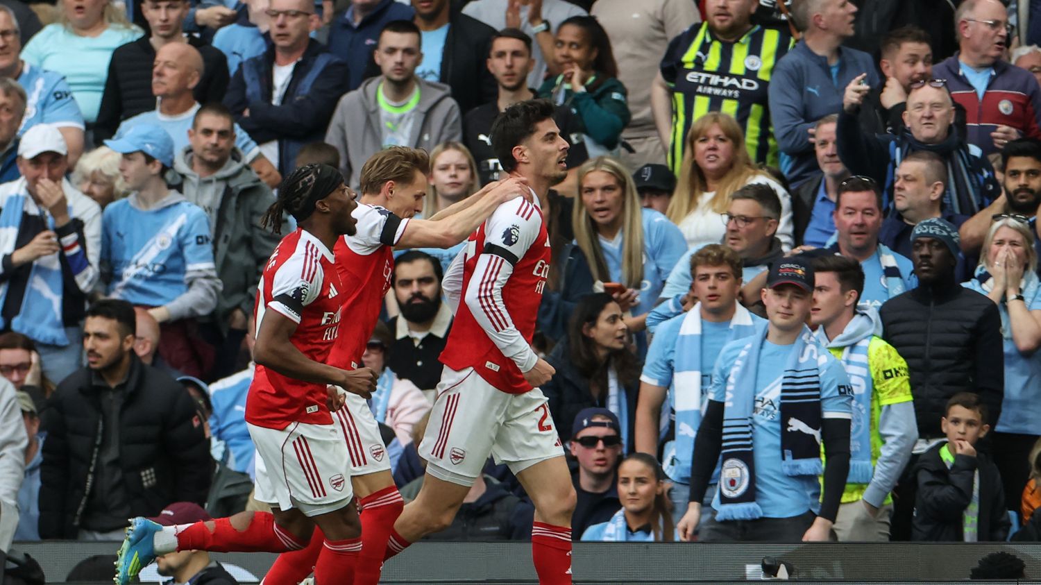 Arsenal sacré champion d&rsquo;angleterre après plus de 20 ans d&rsquo;attente