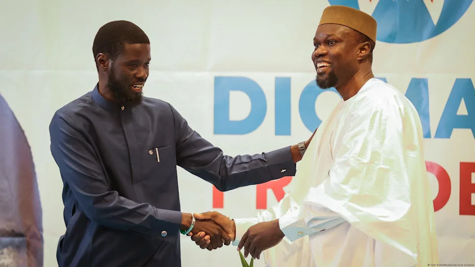 Bassirou Diomaye Faye et Ousmane Sonko, deux figures clés du Pastef dont les relations se dégradent