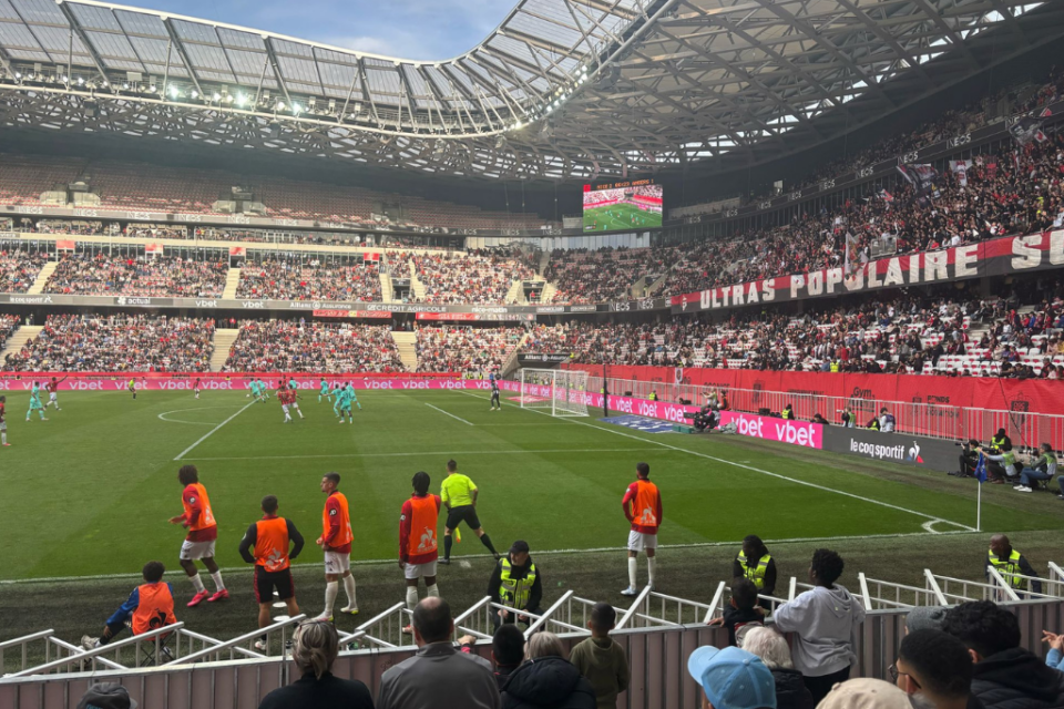 Le Allianz Riviera, temple du football niçois, prêt à vibrer pour ce match décisif