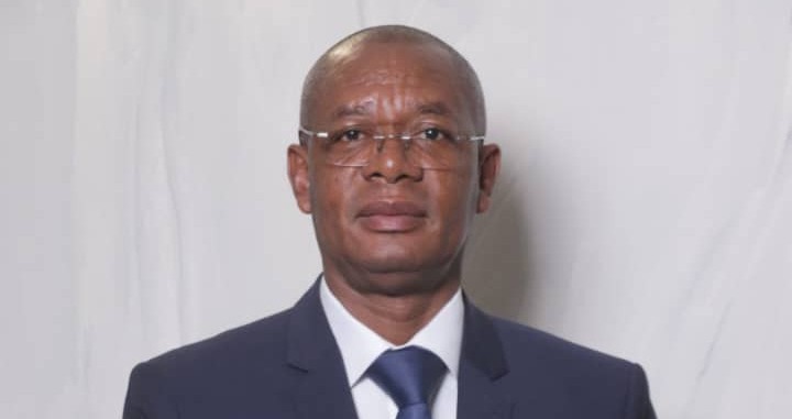 Raphaël Edzang s&rsquo;installe officiellement à la tête du Rassemblement pour le Gabon