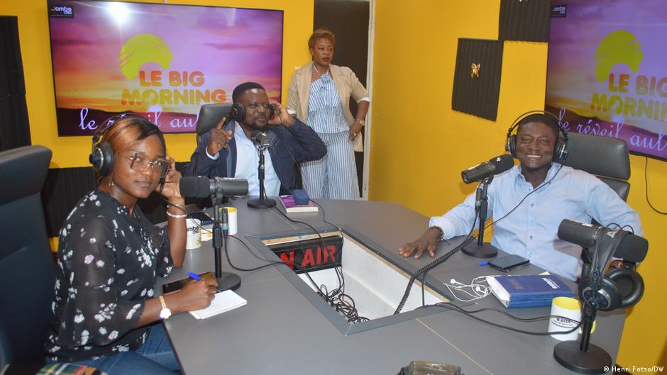 La nouvelle garde du journalisme camerounais face aux défis de l&rsquo;indépendance