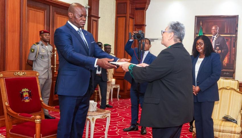 Cinq nouveaux ambassadeurs accrédités au Gabon : un signal diplomatique fort