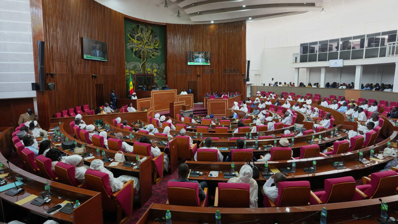 Nouveau gouvernement sénégalais : exclusion du pastef suscite des débats