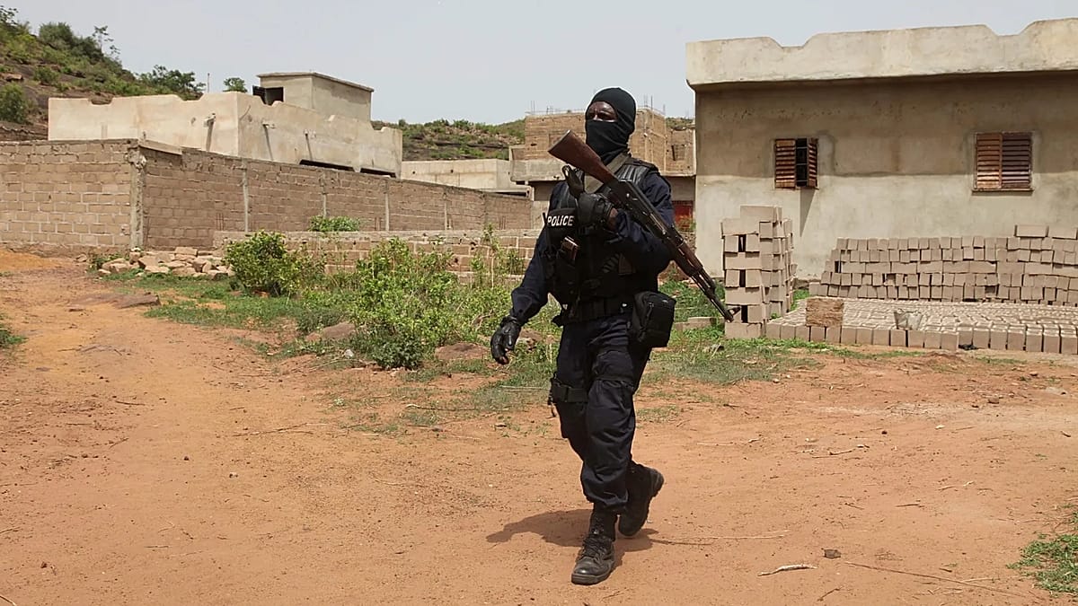 Diplomate français condamné à 20 ans pour espionnage au Mali