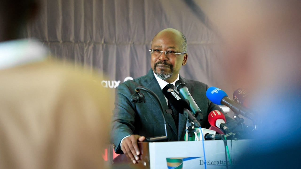 L&rsquo;opposant gabonais alain-claude bilie by nze face à l&rsquo;actualité politique