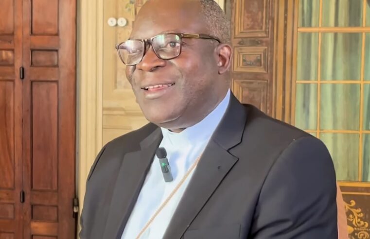 Mgr fulgence muteba et le référendum : une décision inopportune en temps de crise