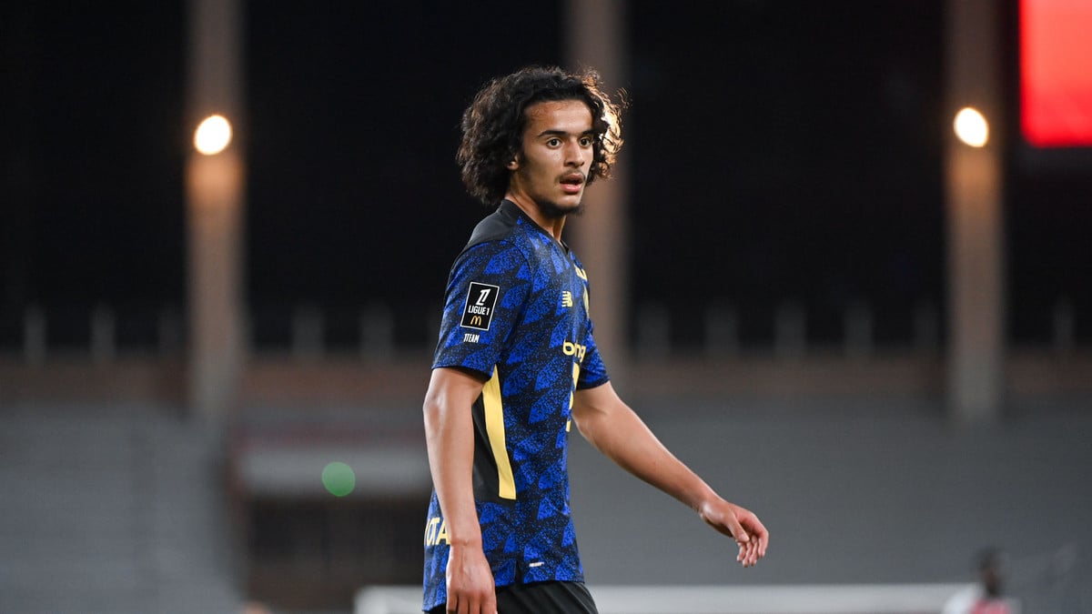Ayyoub Bouaddi : le PSG devance Arsenal dans son choix de transfert