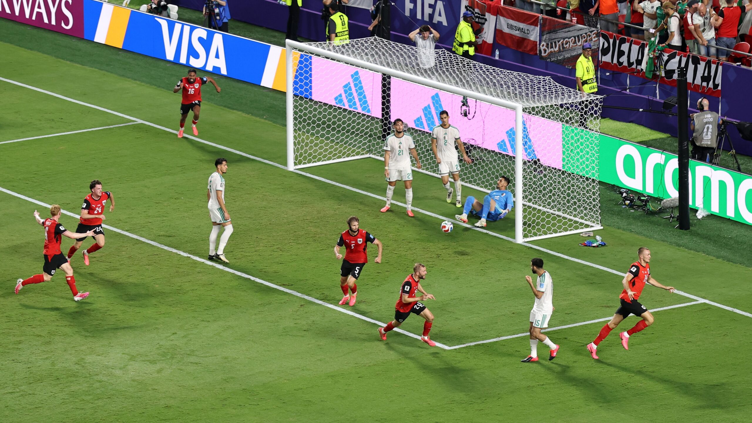 Coupe du monde : la Fifa classe l&rsquo;affaire du match Algérie-Autriche sans suite