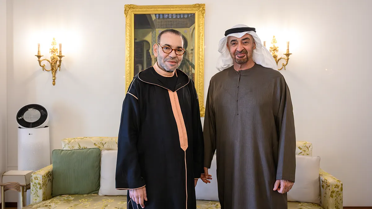 Rencontre historique entre Mohamed VI et ben Zayed à Rabat pour renforcer l&rsquo;axe atlantique-golfe
