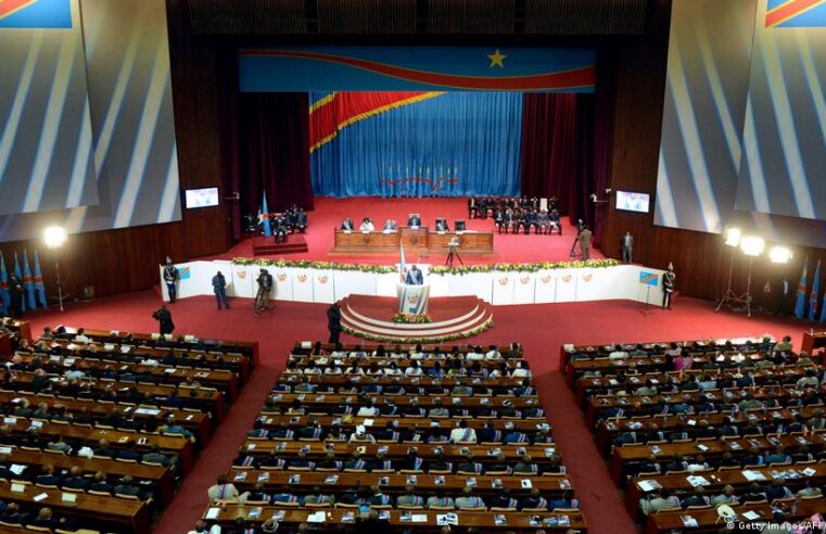 Loi sur le référendum à Kinshasa : des débats houleux à l’assemblée nationale