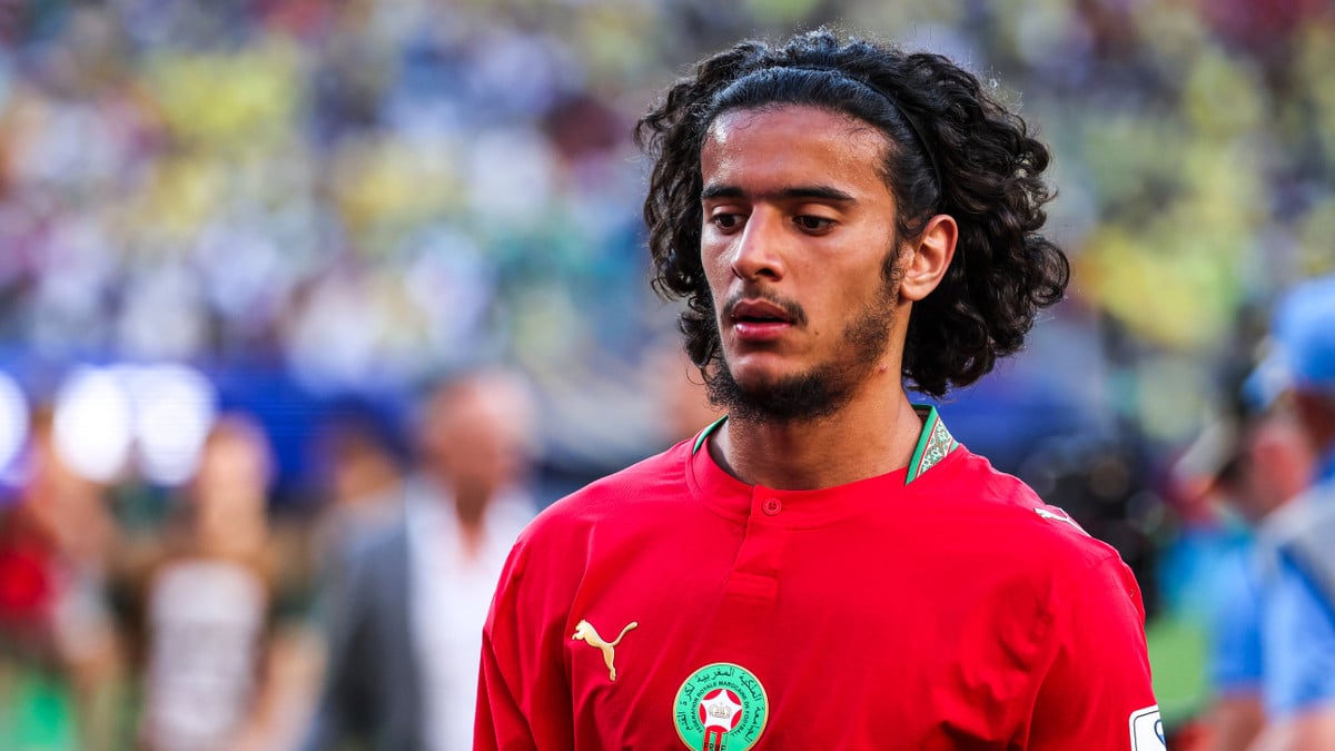 Ayyoub Bouaddi au P.S.G. : l&rsquo;obstacle qui retarde son arrivée