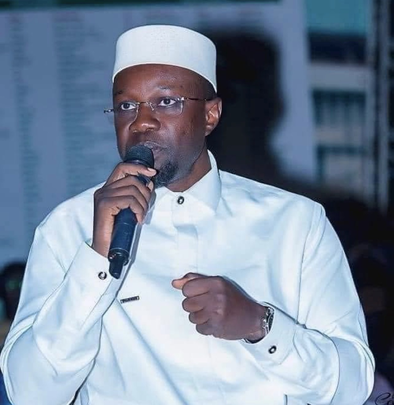 Sonko critique l&rsquo;absence de dialogue avec le président sénégalais
