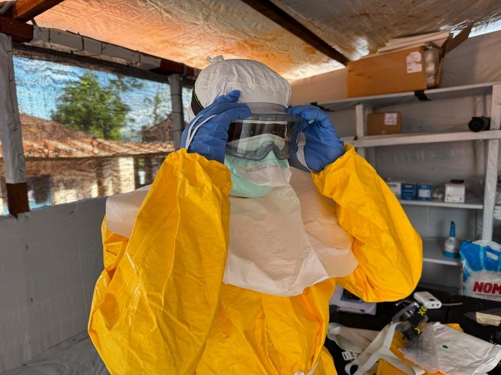 Plongée au coeur des centres de traitement msf en rdc face à l&rsquo;épidémie d&rsquo;ebola