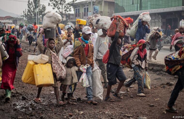 Détresse des déplacés de l&rsquo;est à Kinshasa : 16 morts et une aide insuffisante