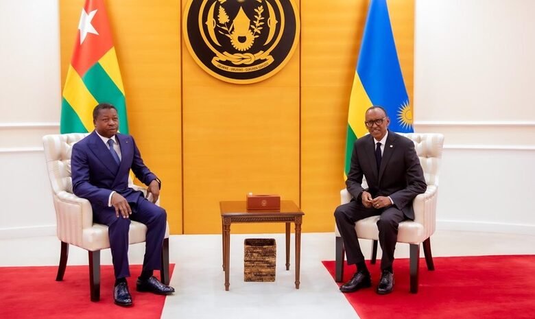 Paul Kagame en visite diplomatique au Togo pour renforcer la coopération