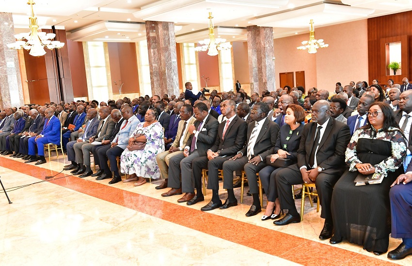 Gabon, la surprise démocratique saluée par v-dem