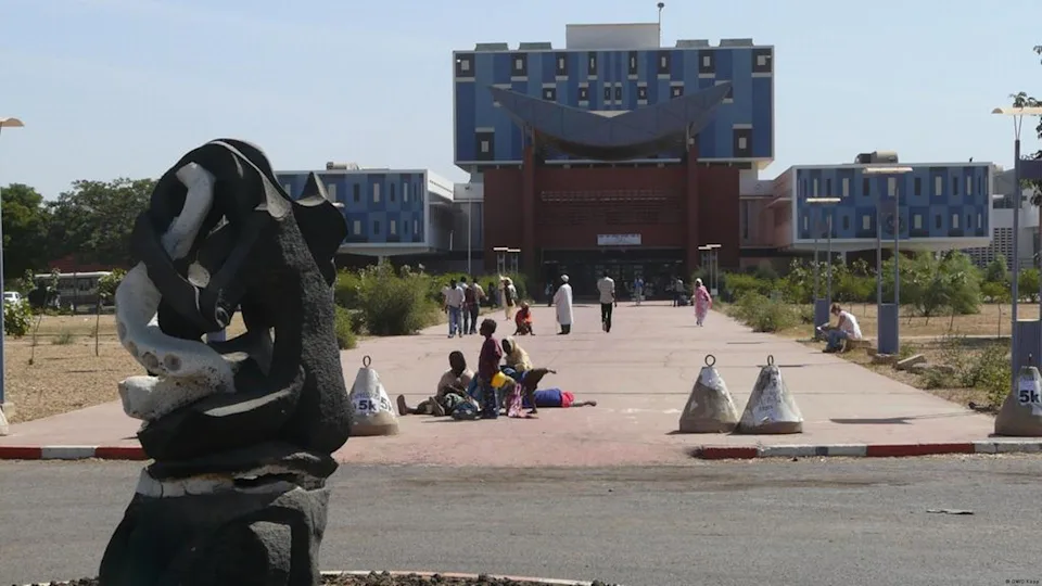 La rivalité entre les deux figures politiques divise également les opinions des jeunes Sénégalais.