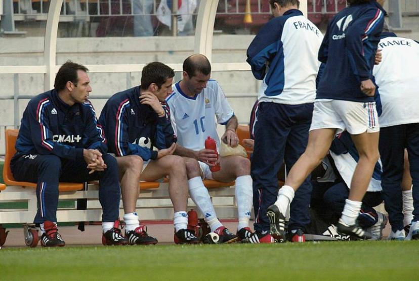 Zinédine Zidane blessé à la cuisse contre la Corée du Sud en 2002