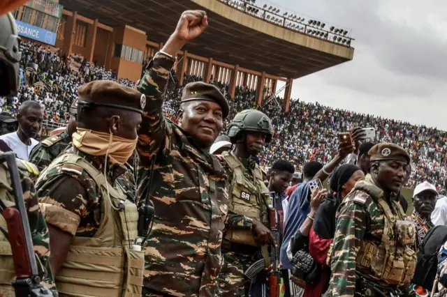 Manifestation à Niamey dénonçant l'interventionnisme étranger au Niger