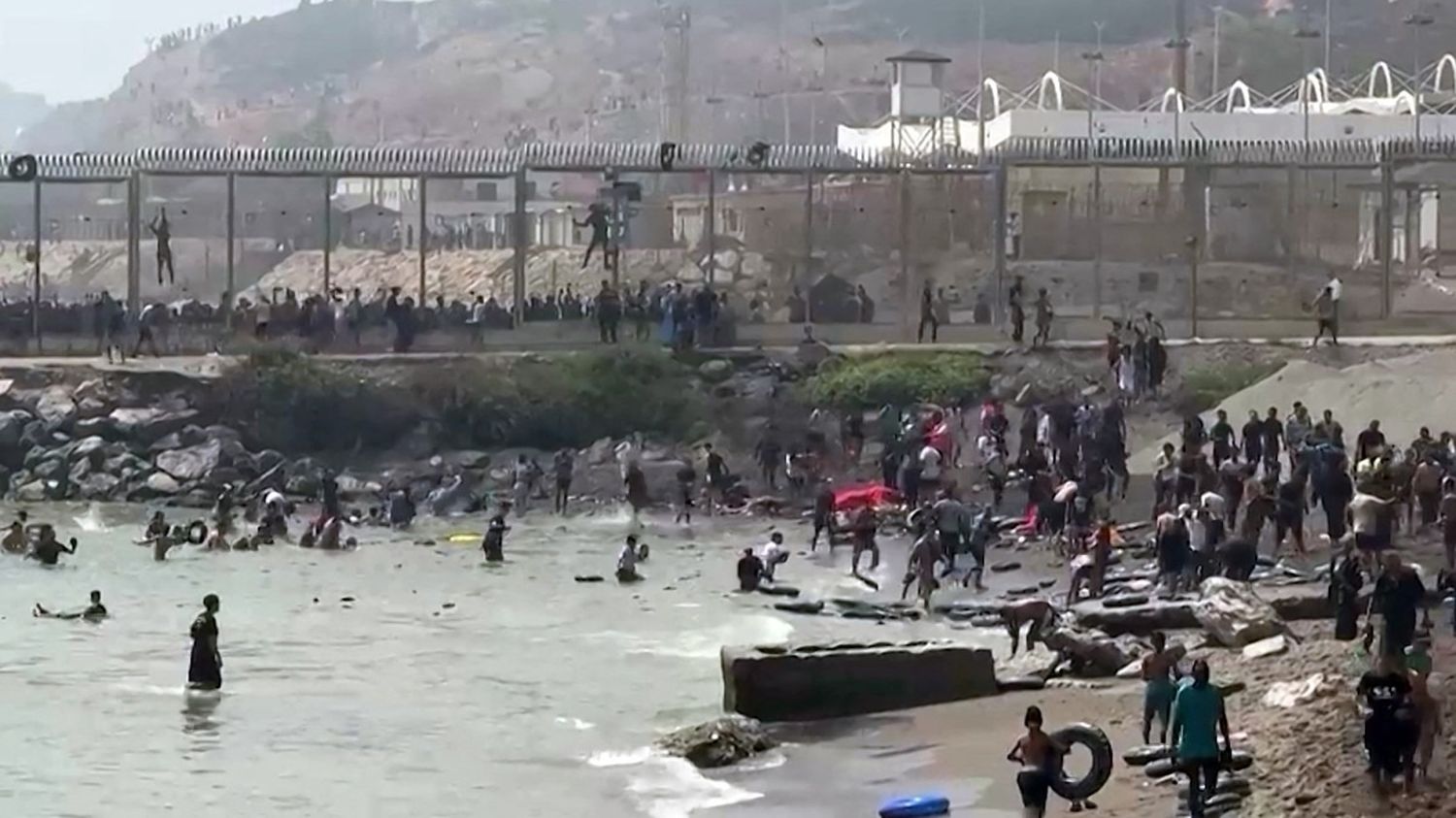 Crise migratoire à Ceuta : le Maroc mis en cause par Madrid