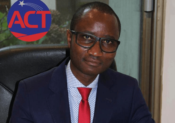 Ibrahima Thiam dénonce les accusations d&rsquo;Ousmane Sonko contre Touba et la communauté mouride