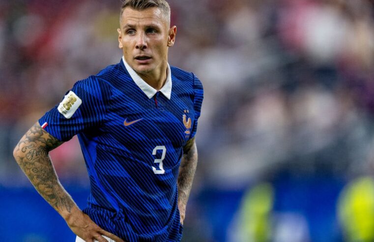 Lucas Digne sous pression avant son retour au PSG : le banc comme seule issue ?