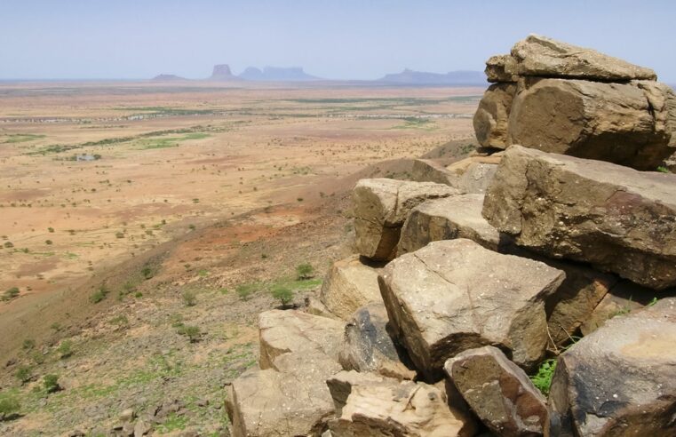 Frappes aériennes russes au Mali : des civils tués dans un village sous contrôle des islamistes